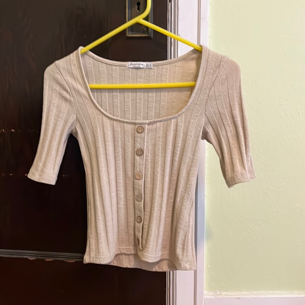 Stradivarius Crop Top; Size Small